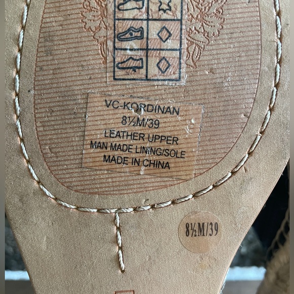 NWOT VINCE CAMUTO Kordinan Wedge Espadrille Mule Sz 39 - Picture 2 of 6